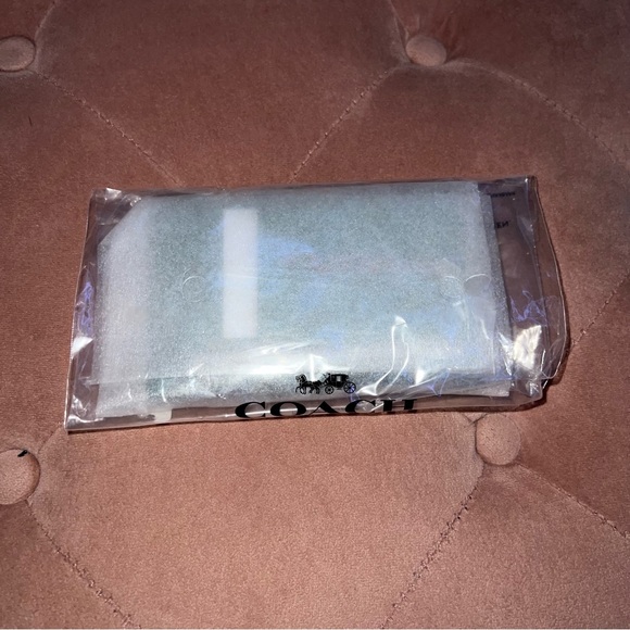 Coach Zip Card Case With Diary Embroidery - Picture 7 of 9